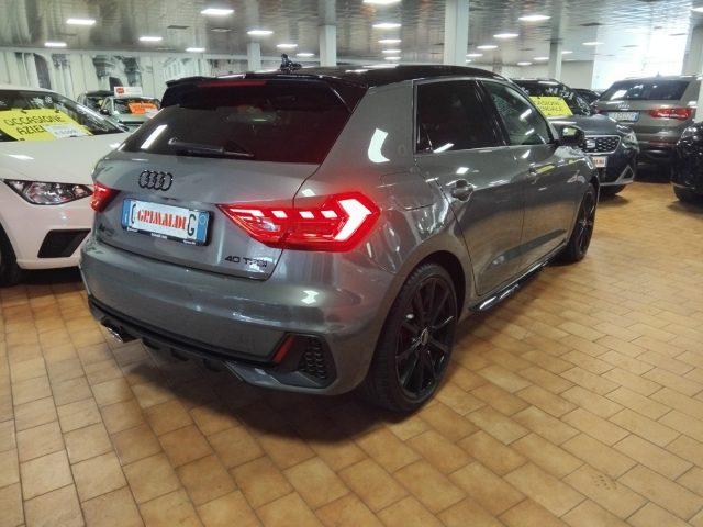 AUDI A1 SPORTBACK 40 TFSI S tr. Identity Black S line 18"