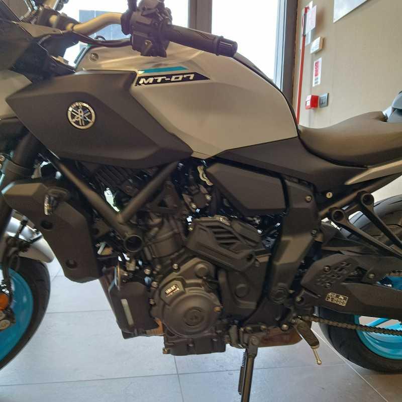 Yamaha MT-07 Y-AMT - 2025