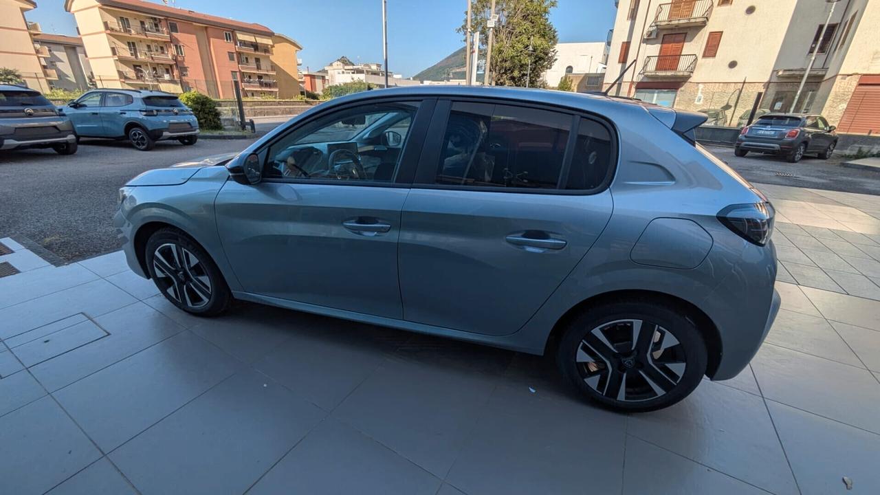NEW Peugeot 208 EDITION NUOVO MOTORE TURBO A CATENA NO CINGHIA !!