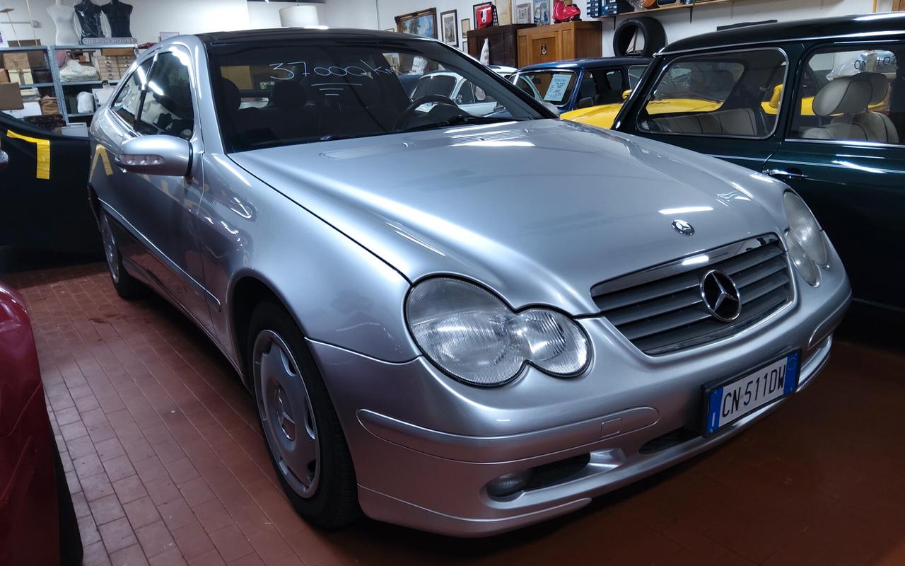 Mercedes-benz C 200 SPORT COUPÉ SOLO 37.000KM.