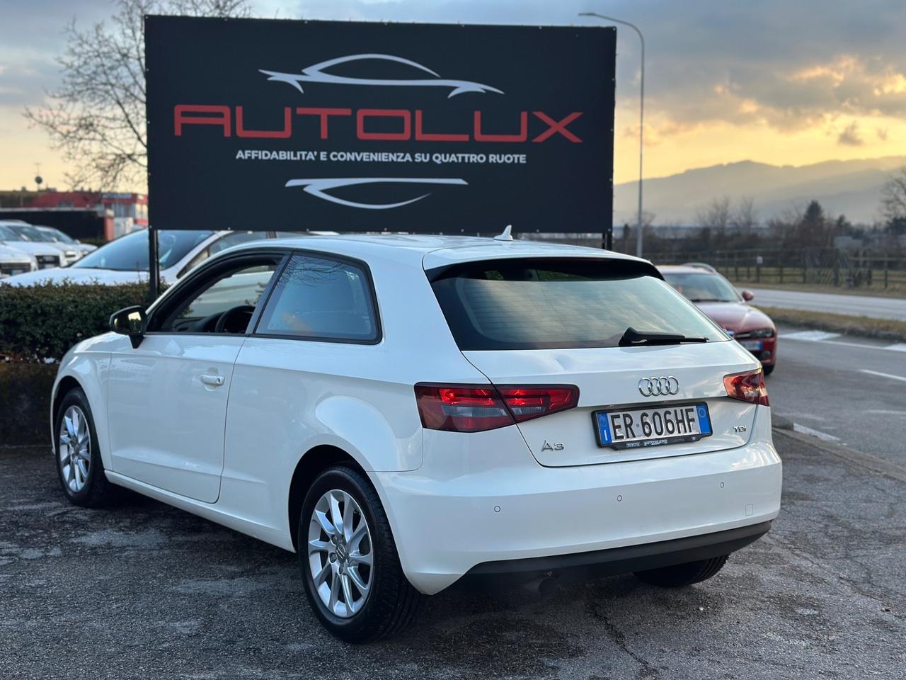 AUDI A3 2.0 TDI Ambition 2013 MANUALE