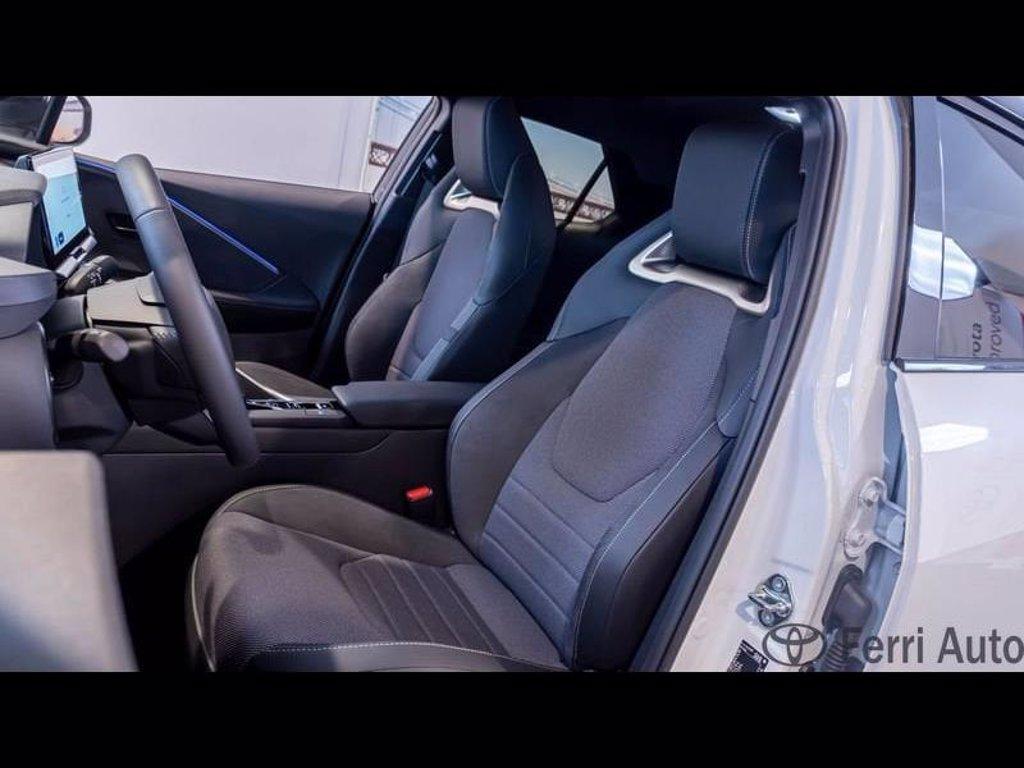 TOYOTA C-hr 2.0 hv trend fwd e-cvt del 2024