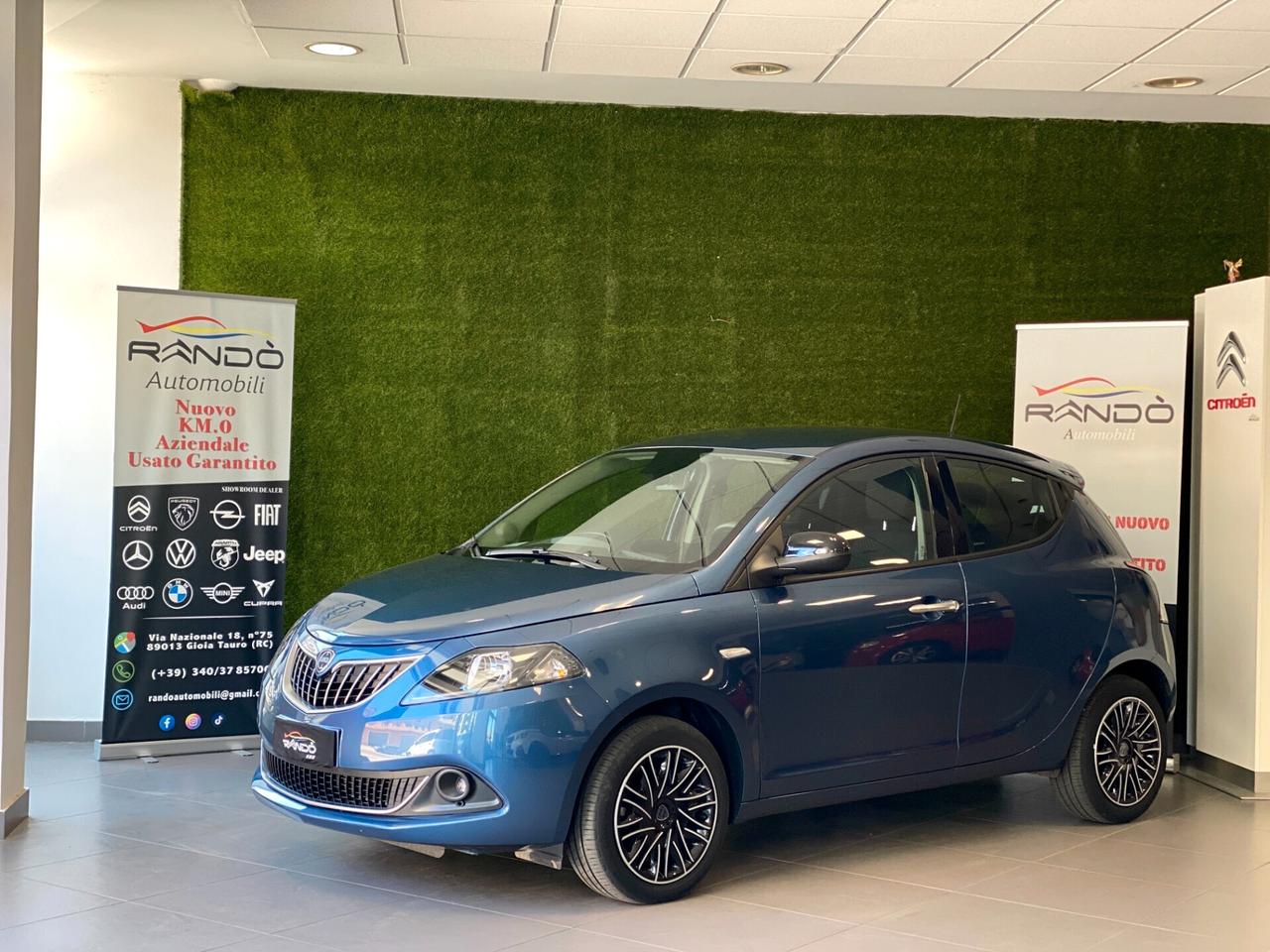 Lancia Ypsilon 1.0 Hybrid 70CV 5P. S&S Gold
