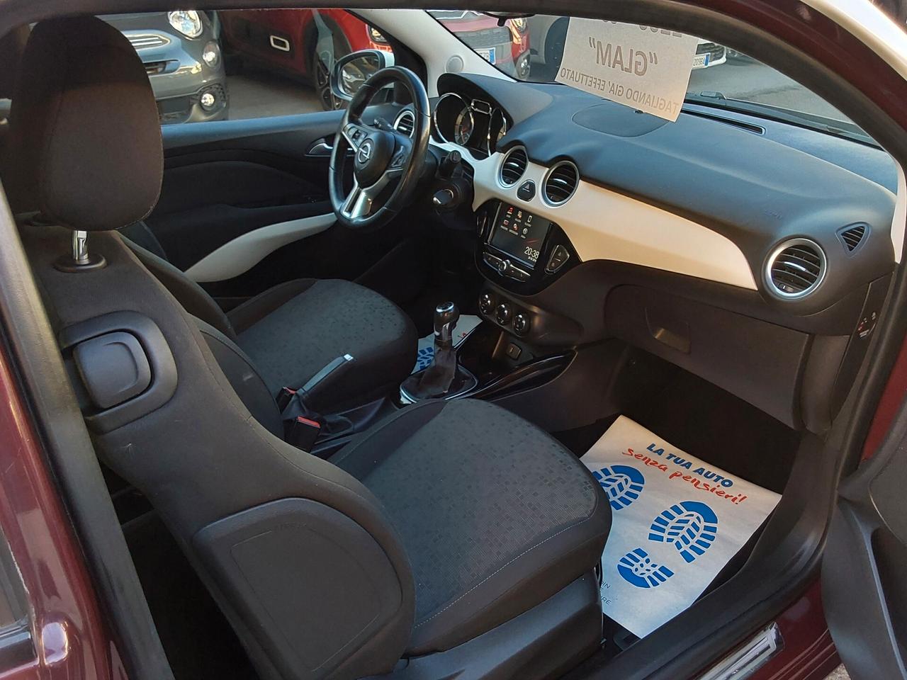 Opel Adam 1.2 70 CV Glam