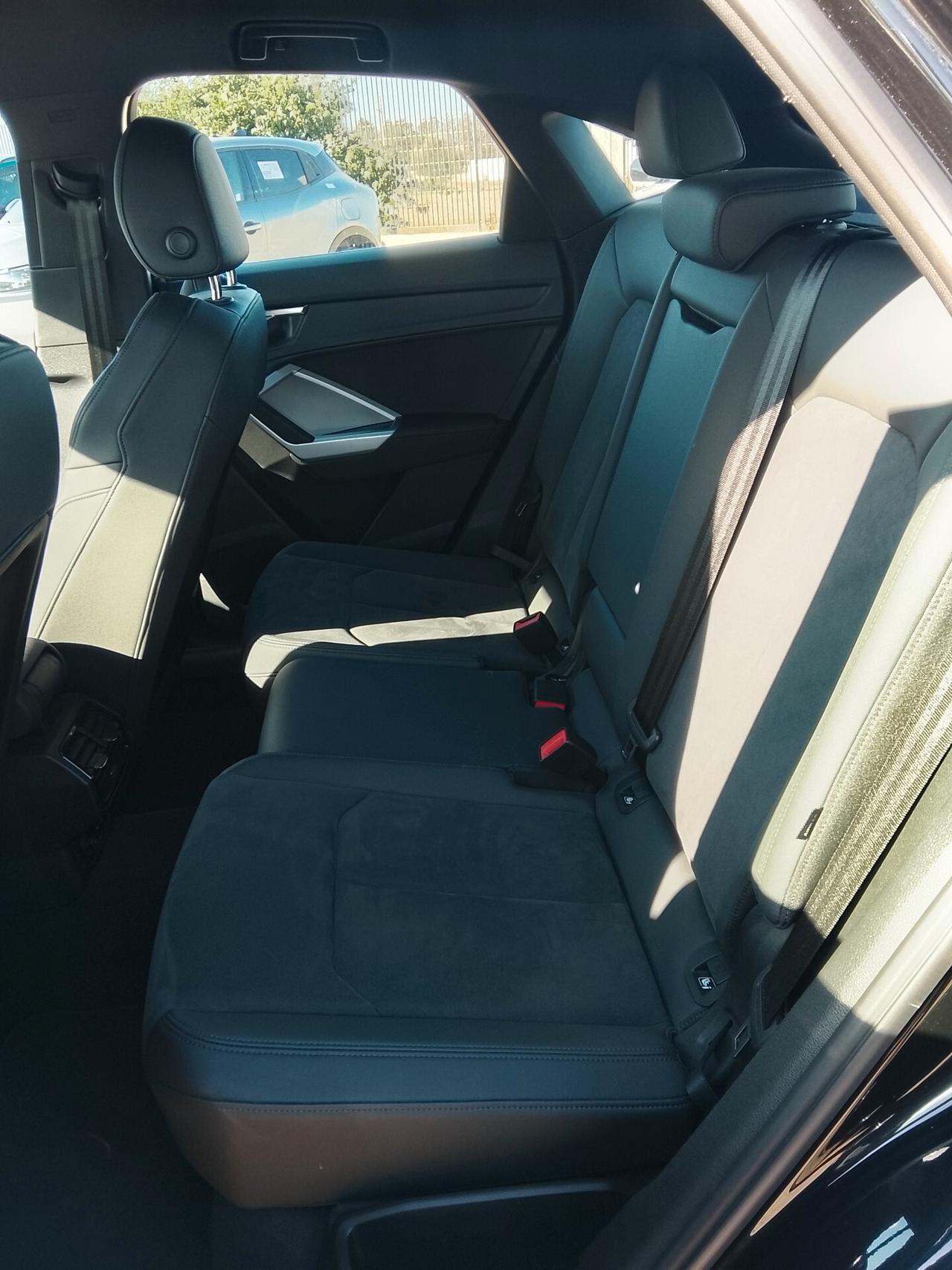 Audi Q3 TDI 110 kW S tronic Line edition