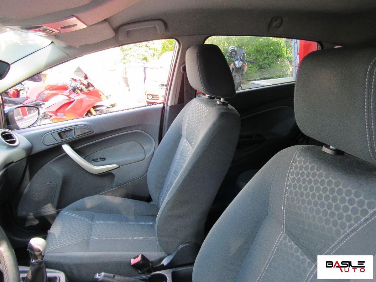 FORD - Fiesta - 1.6 TDCi 95CV 5p. Titanium Bs.