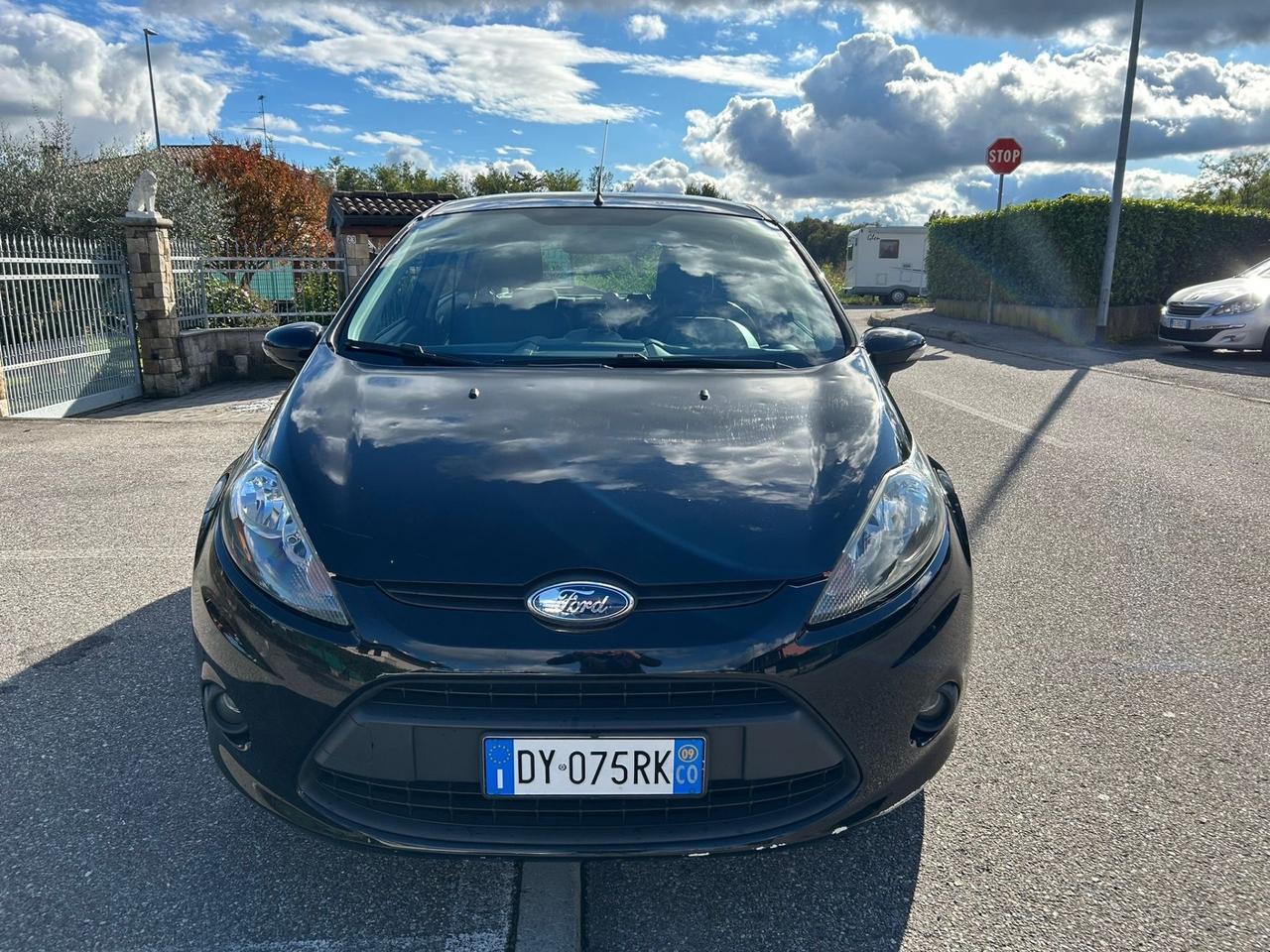 Ford Fiesta 1.4 5 porte Bz.- GPL*