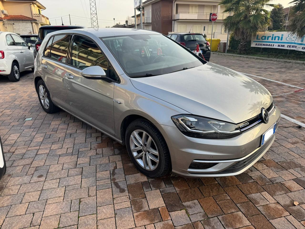 Volkswagen Golf 1.5 TGI DSG 5p. Trendline BlueMotion Technology