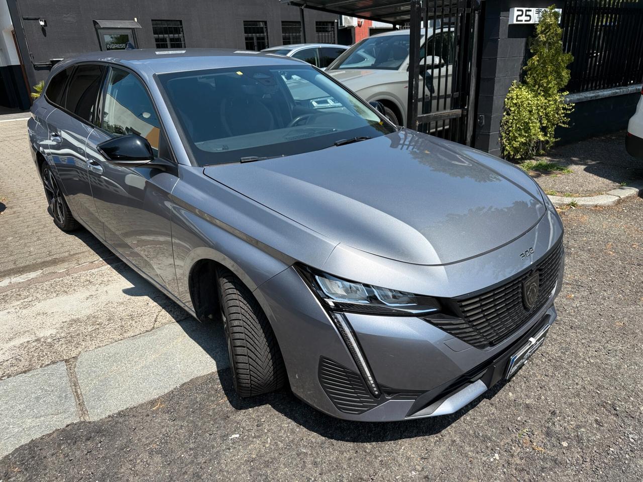 Peugeot 308 BlueHDi 130 S&S EAT8 SW Allure