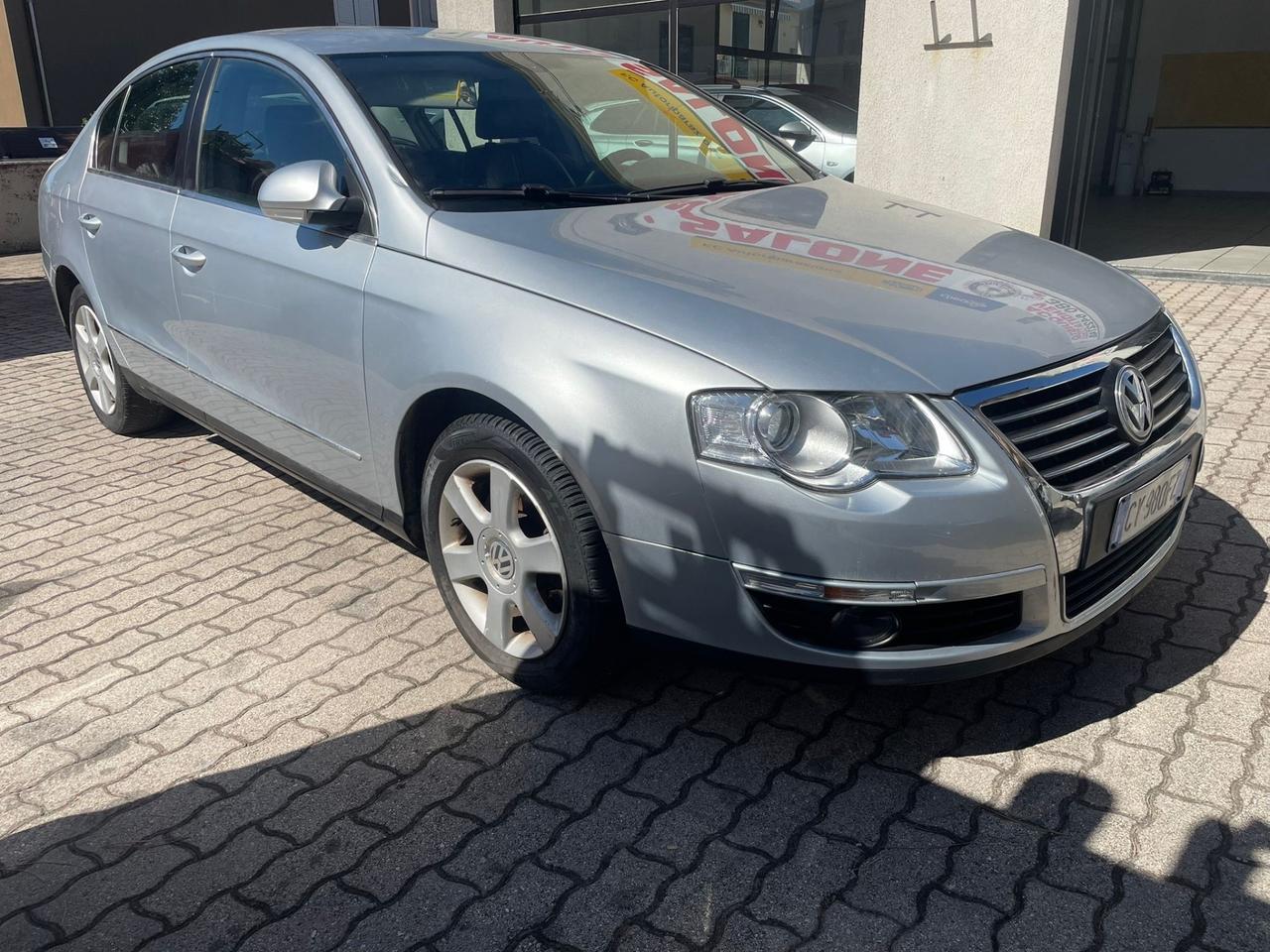 Volkswagen Passat 2.0 TDI Highline BERLINA