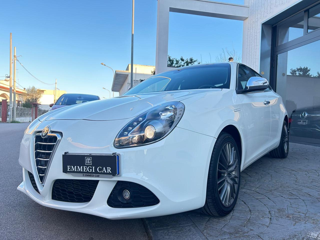 Alfa Giulietta 1.6 MJ 77Kw DISTINCTIVE Km123.-2013