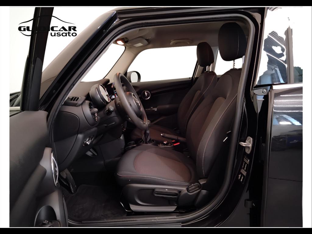 MINI Mini IV F55 2018 5p - Mini 5p 1.5 One Baker Street 75cv