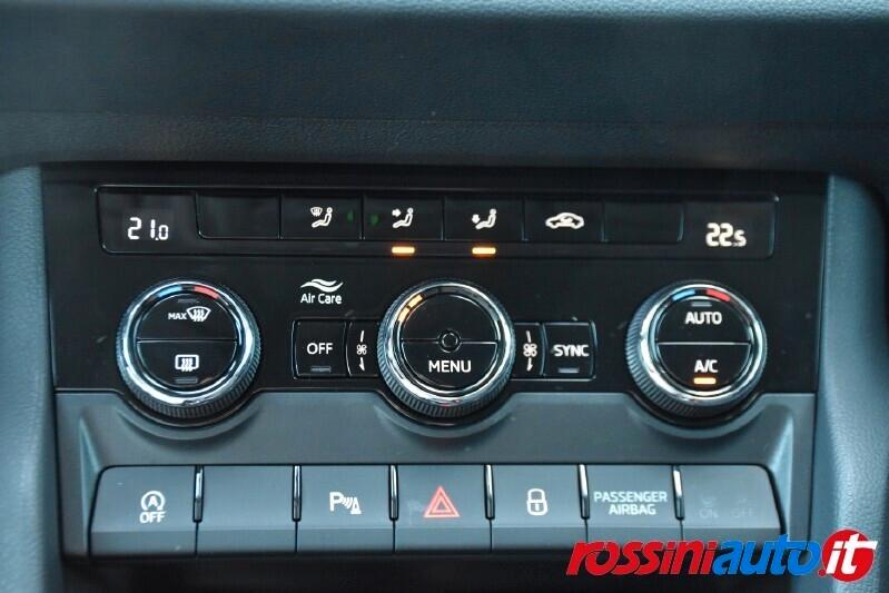 SKODA KAROQ 2.0 TDI 116 CV DSG EXECUTIVE + TECH PACK PRIVACY