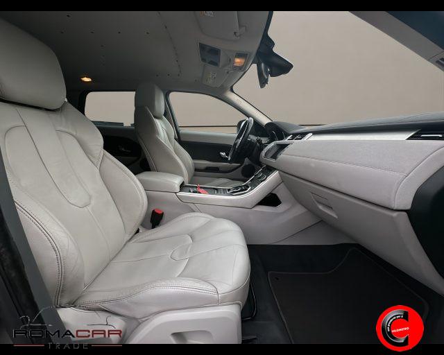 LAND ROVER Range Rover Evoque 2.2 TD4 5p. Pure