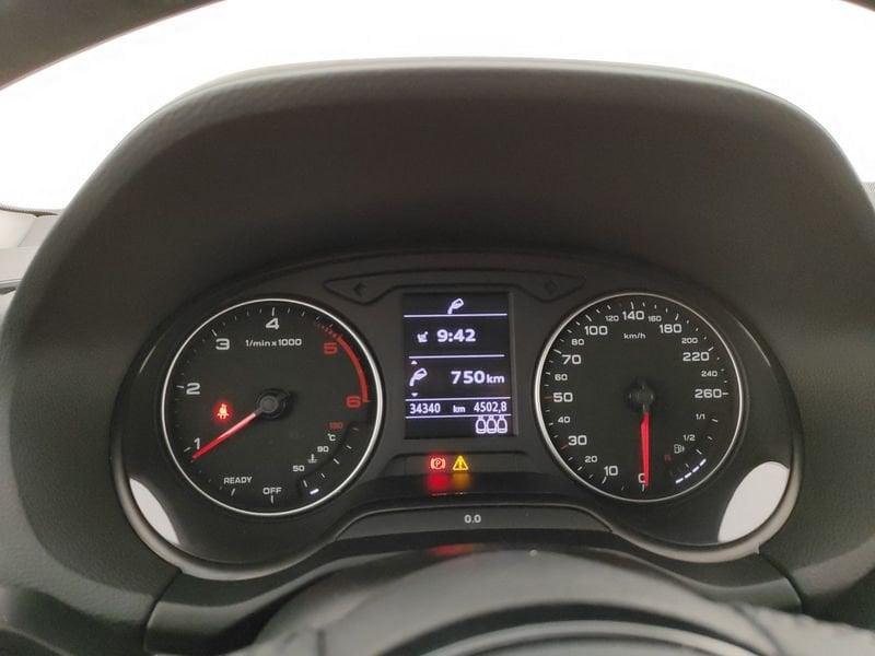 Audi Q2 35 TDI 150cv. Admired