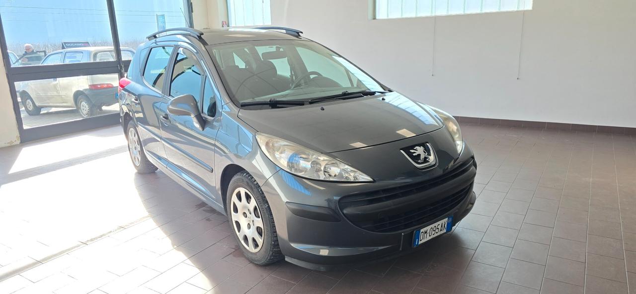 Peugeot 207 1.4b 95CV Neopatentati