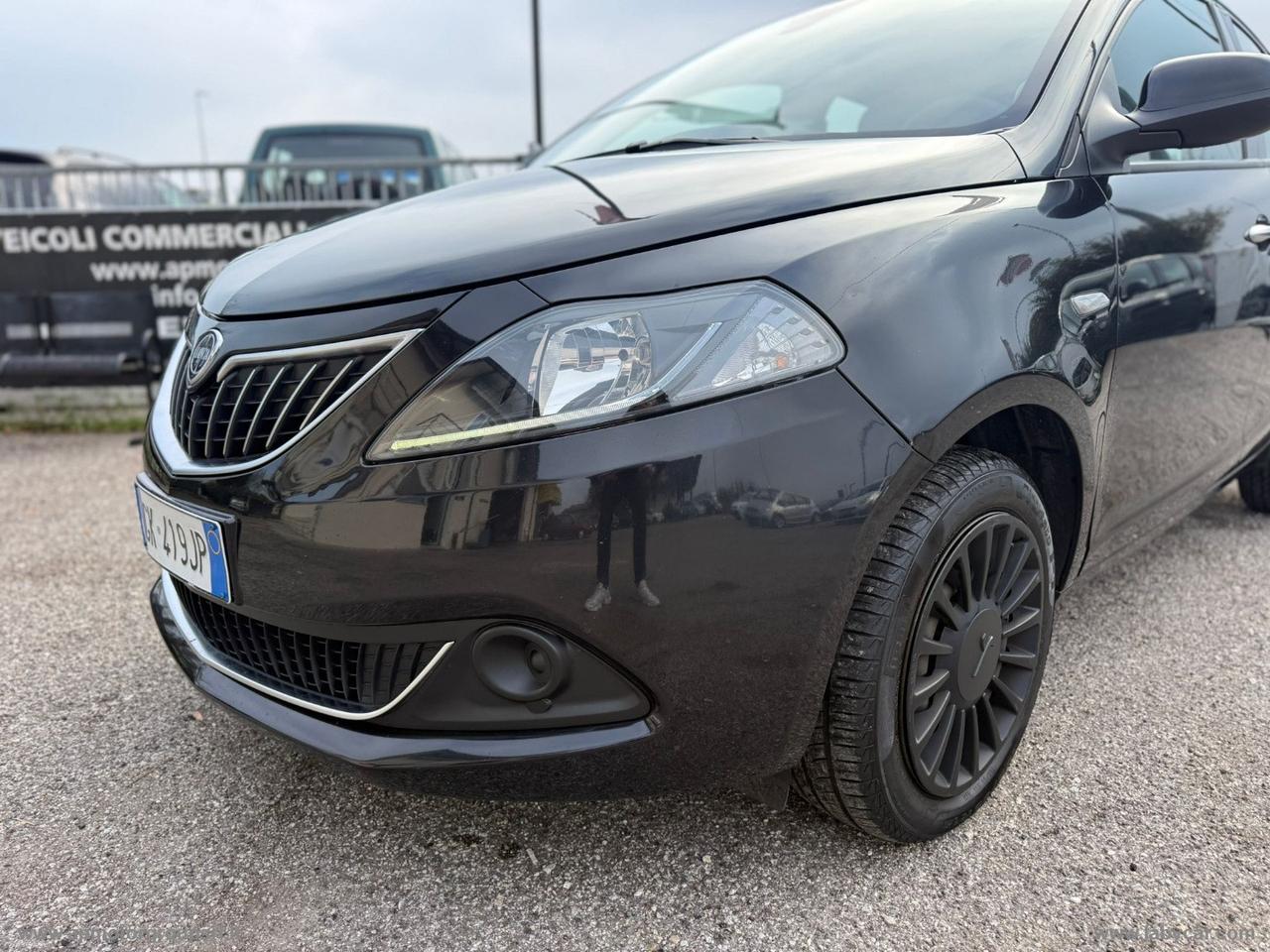 LANCIA Ypsilon 1.0 FireFly 5p.S&S Hyb. ECOCHIC HYBRID