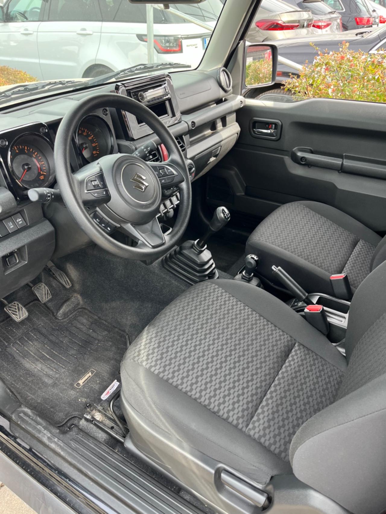 Suzuki Jimny 1.5 5MT PRO (N1)