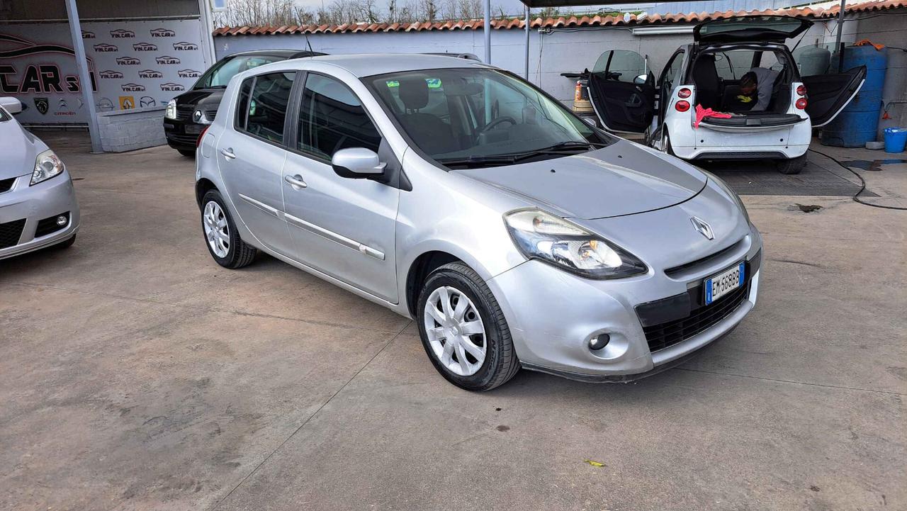 Renault Clio 1.2 16V 5 porte Dynamique