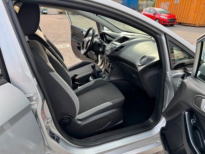 Ford Fiesta 1.0 80CV 5 porte Titanium