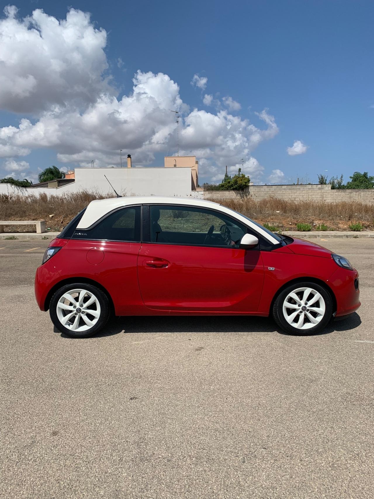 Opel Adam 1.2 70 CV