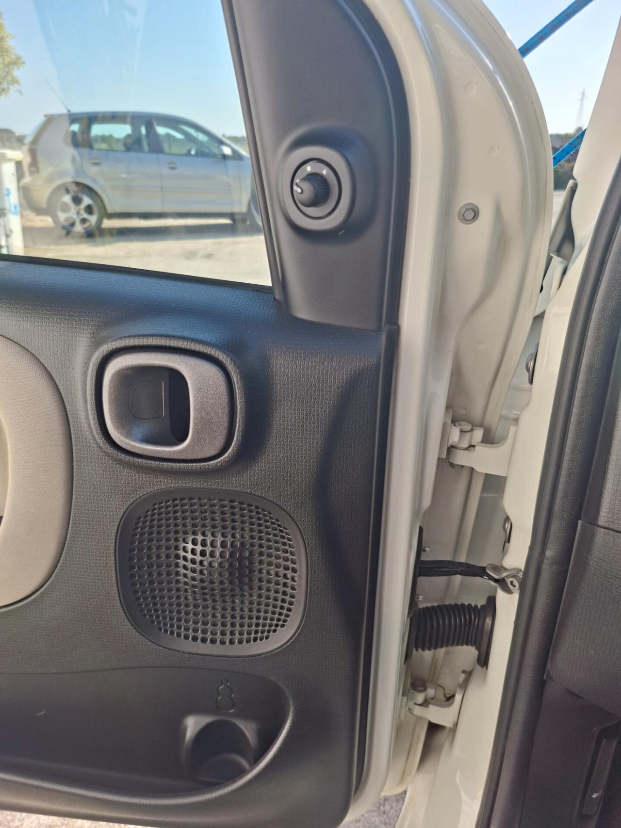 Fiat Panda 0.9 benzina neopatentati