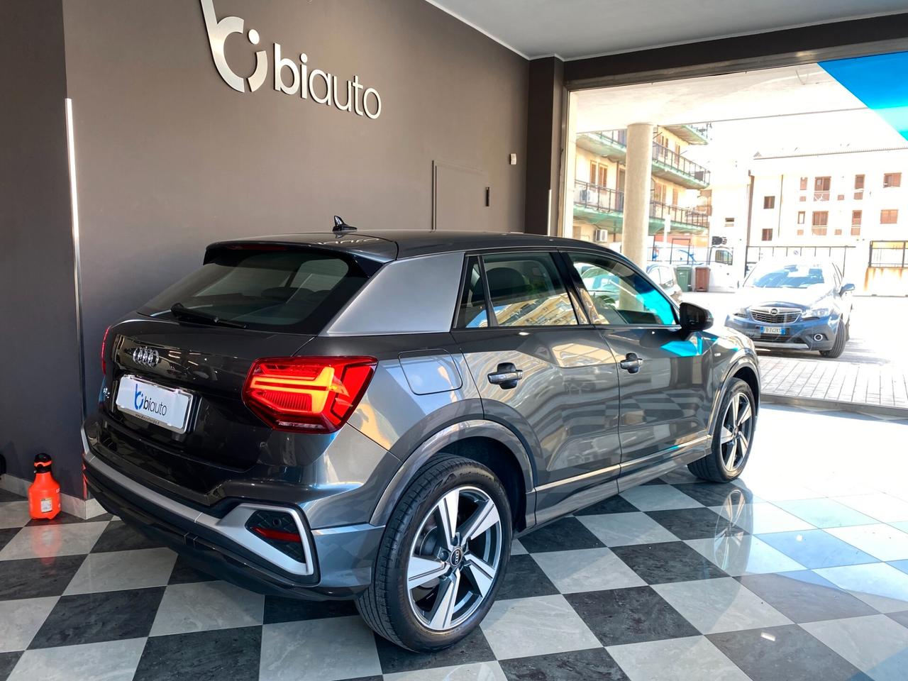 Audi Q2 35 TFSI S line S-Tronik-2021