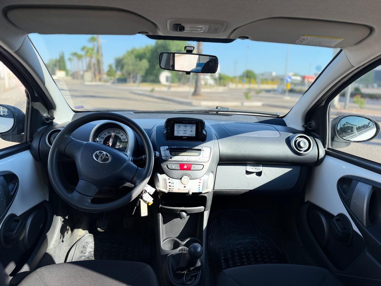 Toyota Aygo 1.0 12V VVT-i 5 porte Active Connect