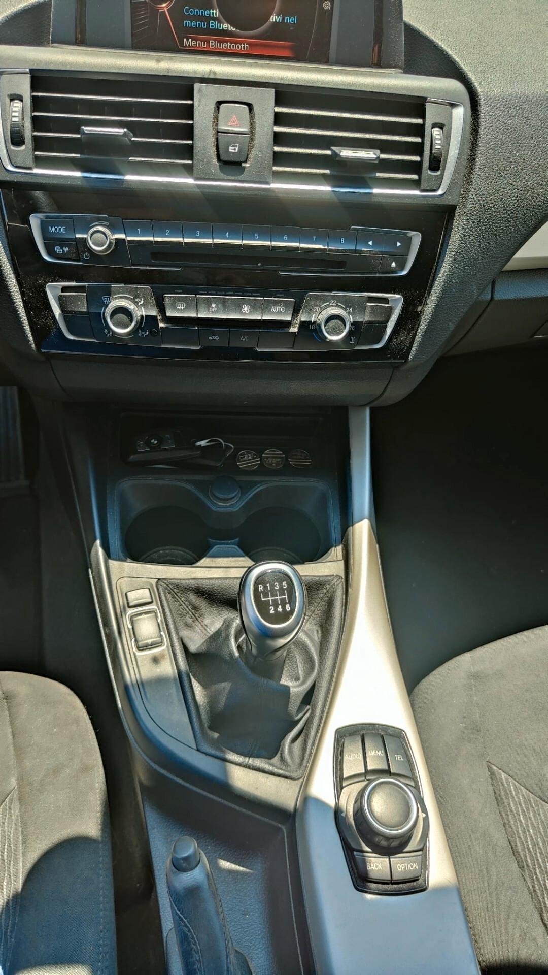 Bmw 116 116d 5p. Urban
