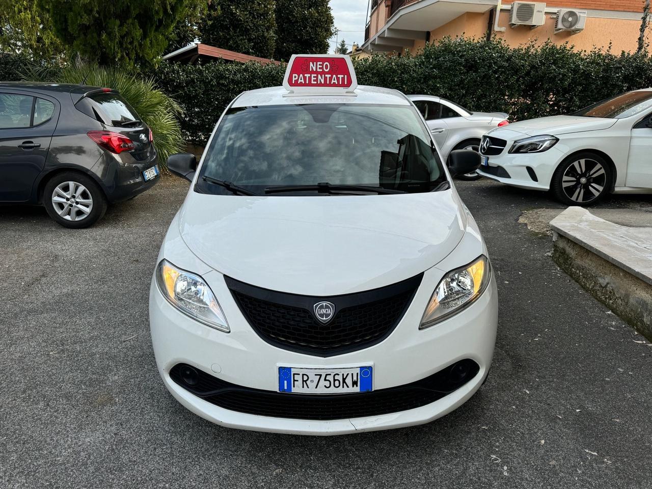 Lancia Ypsilon 1.2 69cv Elefantino - NEOPATENTATI