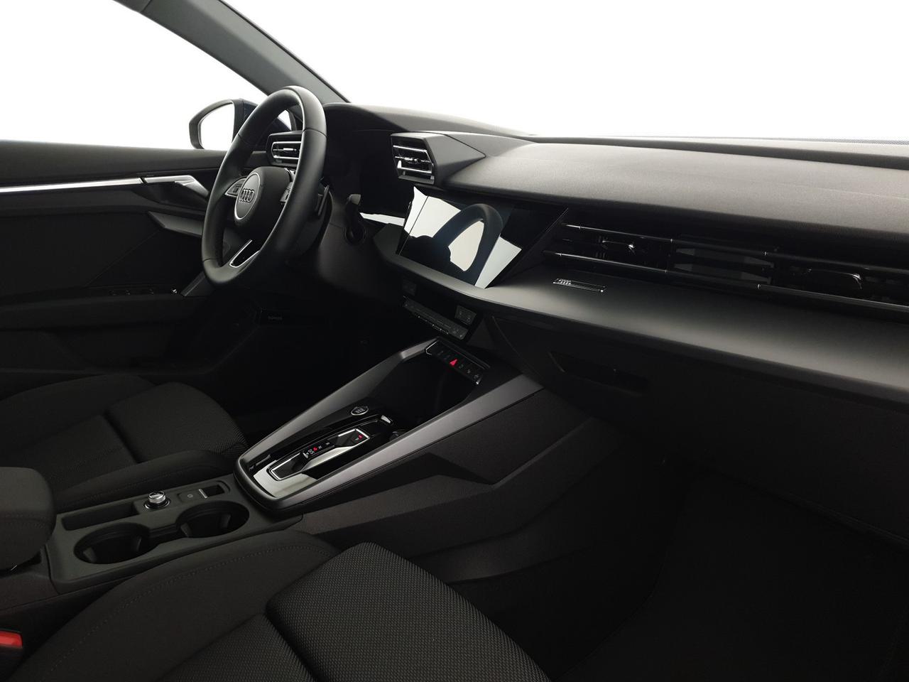 Sportback 30TFSI 116CV S tronic Business Advanced