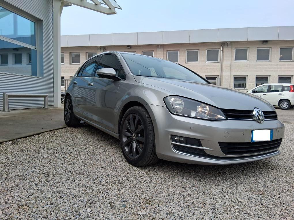 VOLKSWAGEN GOLF 1.6 DIESEL "HIGHLINE" 110 CV