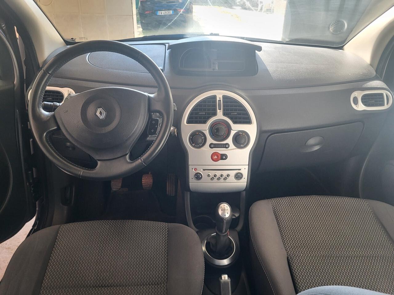 Renault Modus Grand 1.2 16V Dynamique