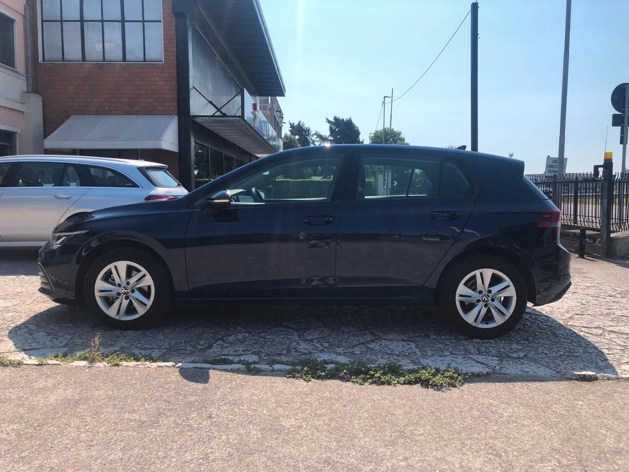 Volkswagen Golf 1.0 TSI EVO Life