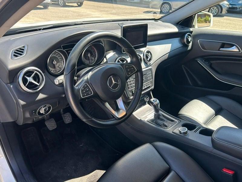 Mercedes-Benz GLA GLA 200 d Premium