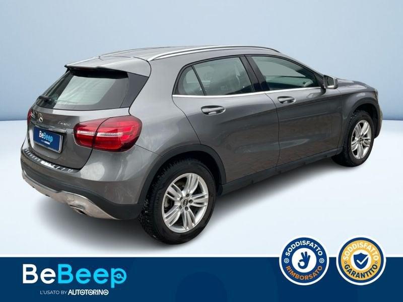 Mercedes-Benz GLA 200 D SPORT 4MATIC AUTO