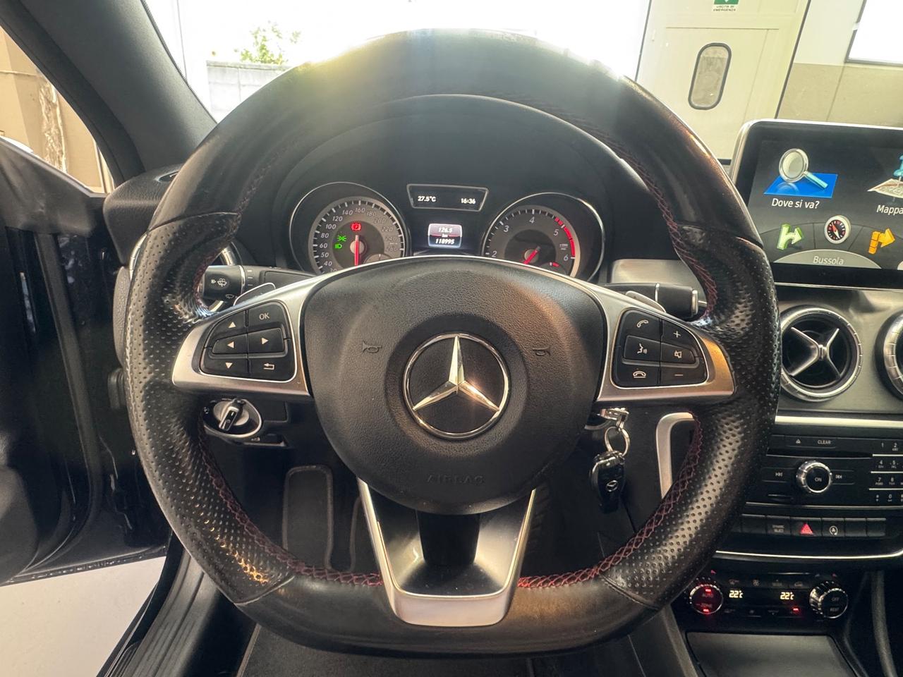 Mercedes-benz CLA 220 d Automatic Premium Dark Night