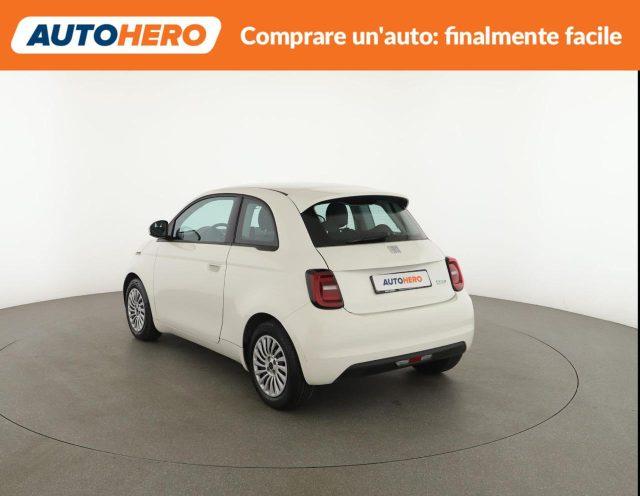 FIAT 500e Berlina 23,8 kWh Action