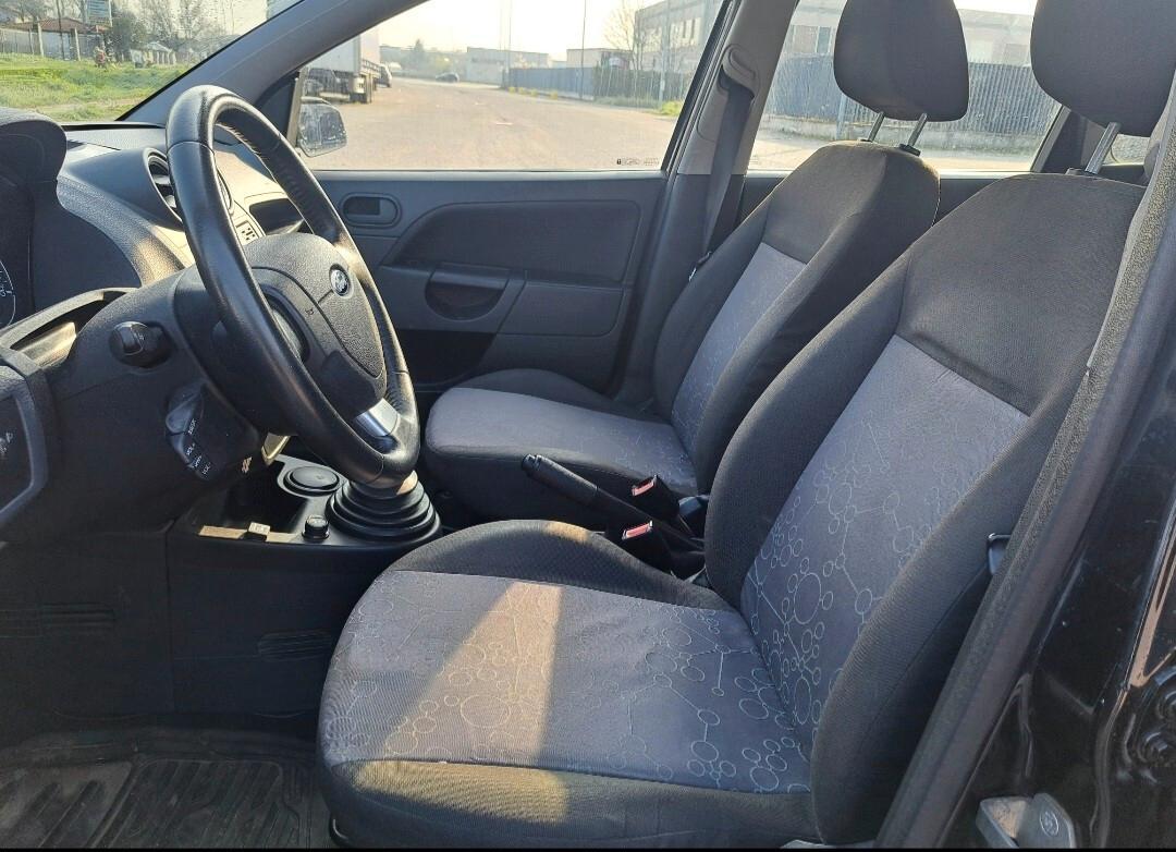 Ford Fiesta 1.2 16V 5p. GPL