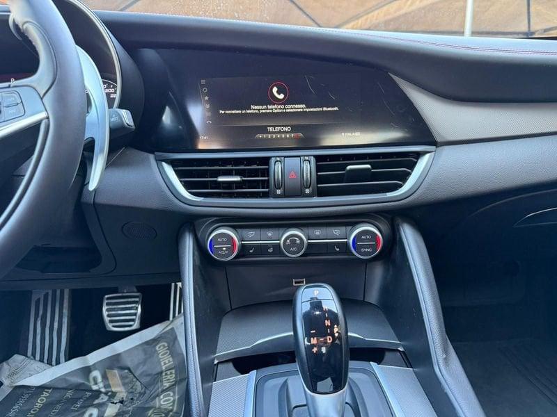 Alfa Romeo Giulia 2.2 Turbo Diesel 210CV Veloce AT8 Q4