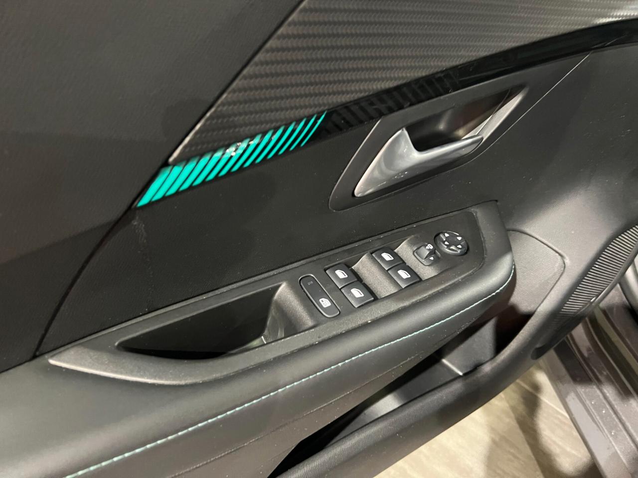 Peugeot 208 PureTech 100 Stop&Start 5p. Allure