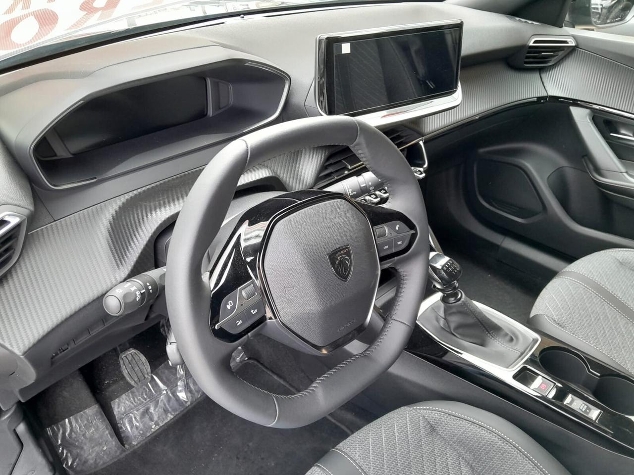 PROMO Peugeot 2008 PureTech 100 S&S Allure