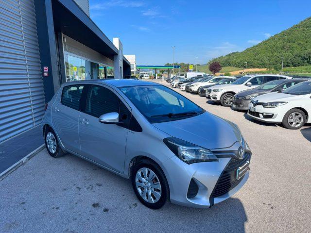 TOYOTA Yaris 1.0 5 porte Active OK NEOPATENTATI