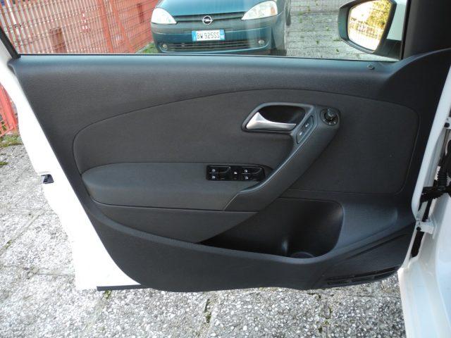 VOLKSWAGEN Polo 1.6 TDI 90cv DPF 5p. Highline - "OK NEOPATENTATI"