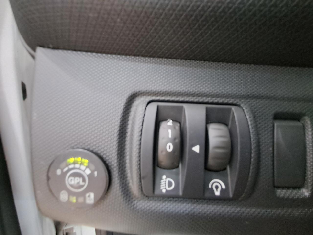 Renault Clio 1.2 75CV GPL 5 porte Live