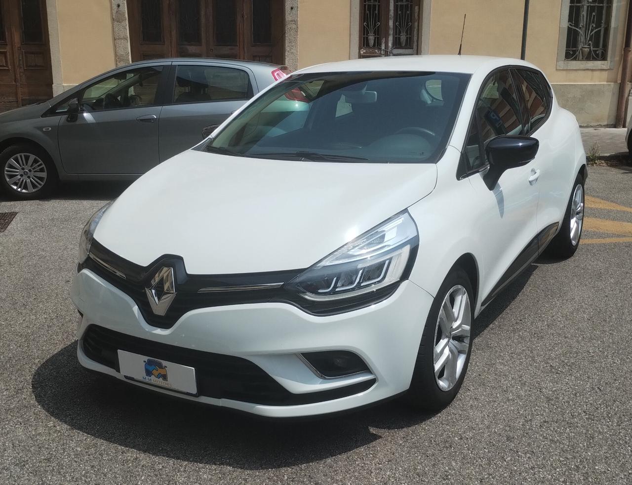 Renault Clio dCi 8V 75 CV 5 porte Moschino Zen NEOPATENTATI