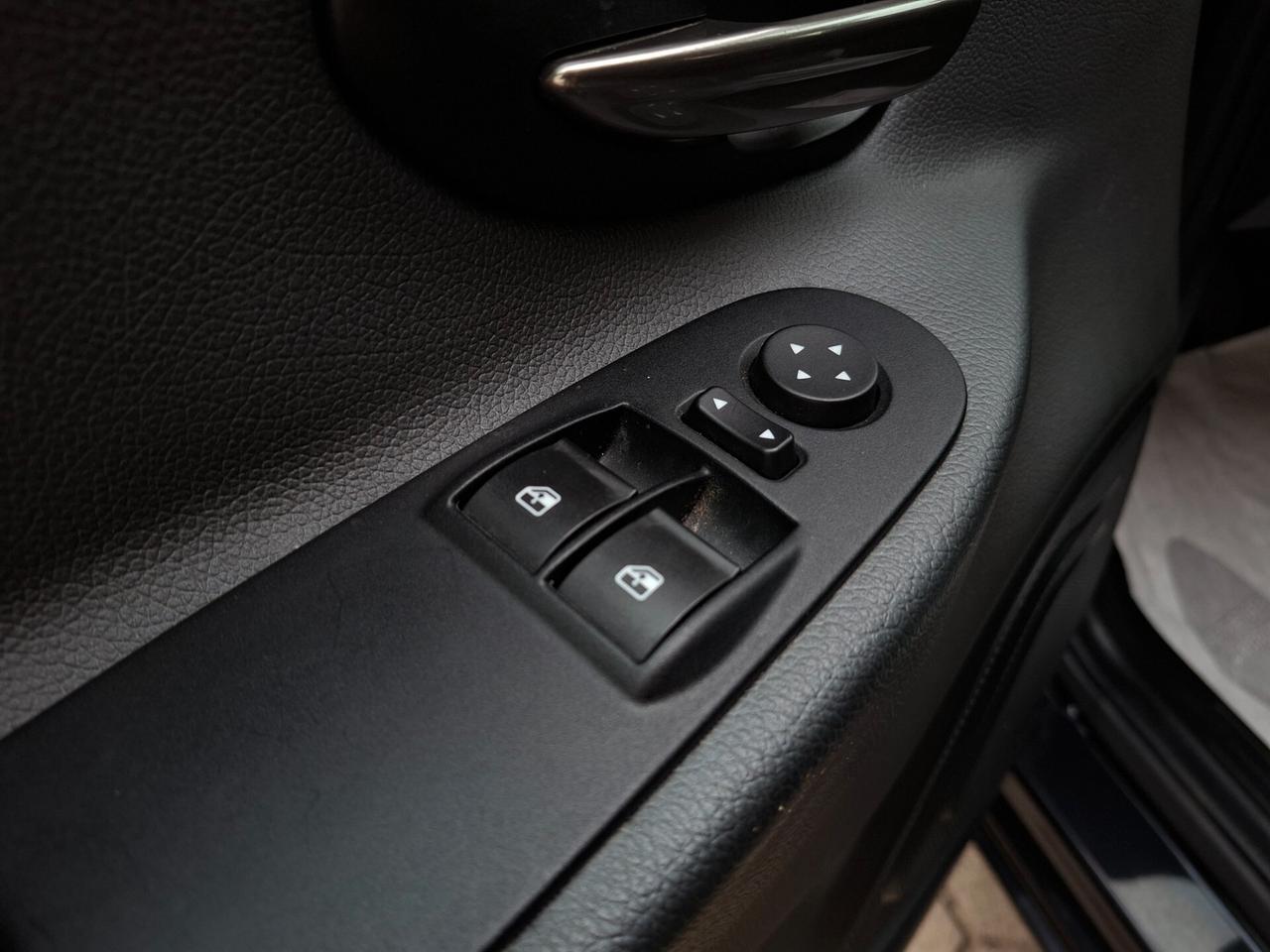 Lancia Ypsilon 1.2 Platinum *EURO 6B*