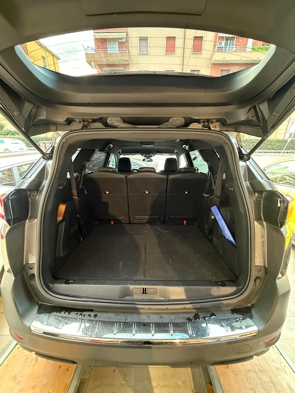 Peugeot 5008 BlueHDi 130 S&S EAT8 GT