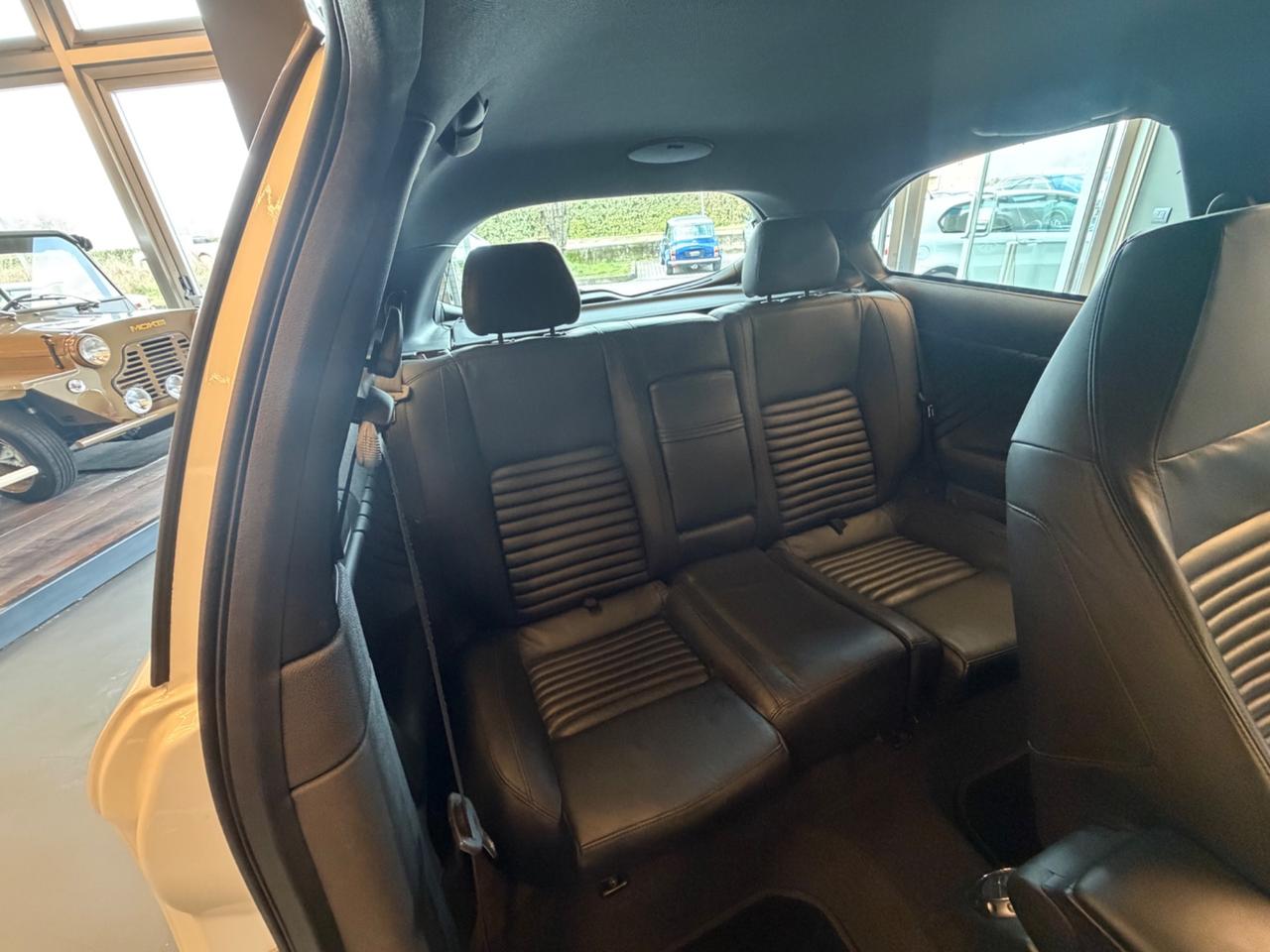 Alfa Romeo 147 3.2i V6 24V cat Selespeed 3 porte GTA