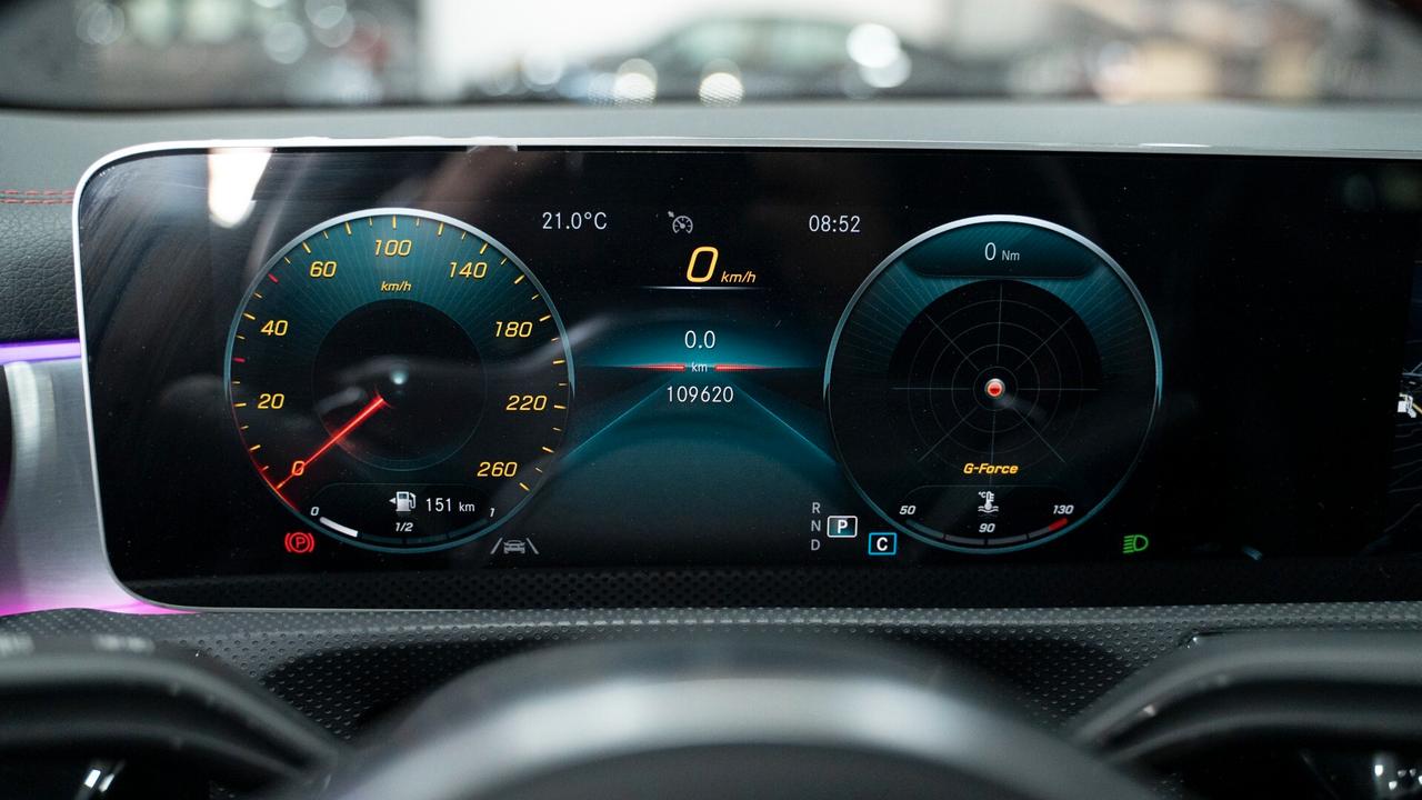 Mercedes-benz CLA 180 D COUPE PREMIUM PLUS AMG 19" PACK LUCI XENO PELLE FULL OPTIONAL